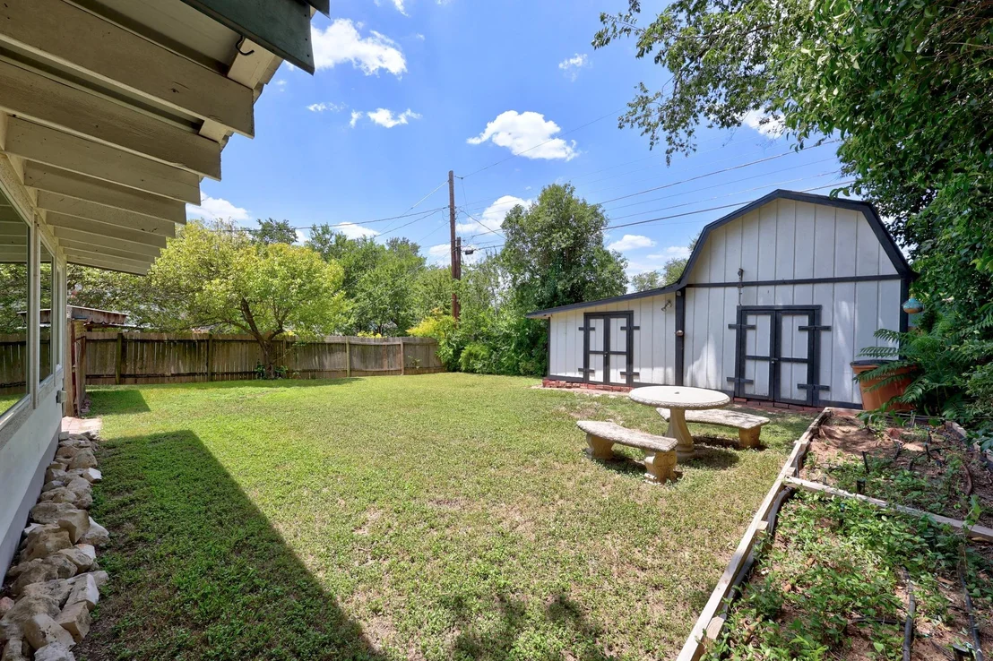 Photo of 6912 Langston DR