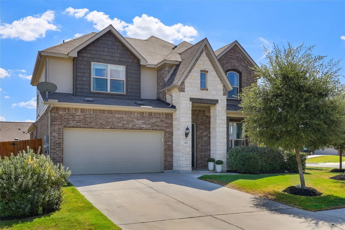 Photo of 402 Bluejack WAY