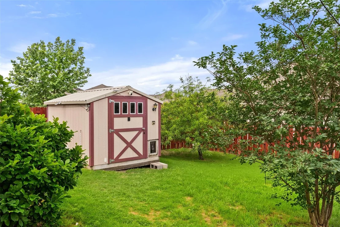 Photo of 5980 Heron DR