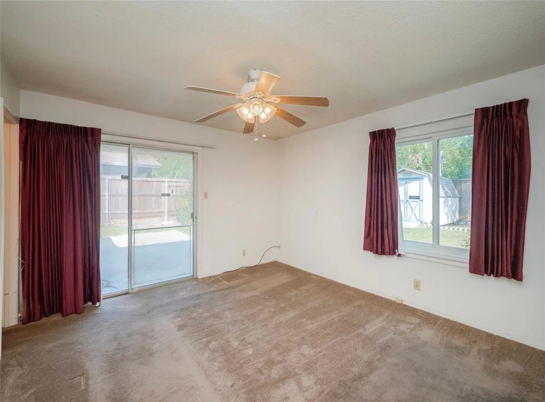 Photo of 5000 Creek Bend DR