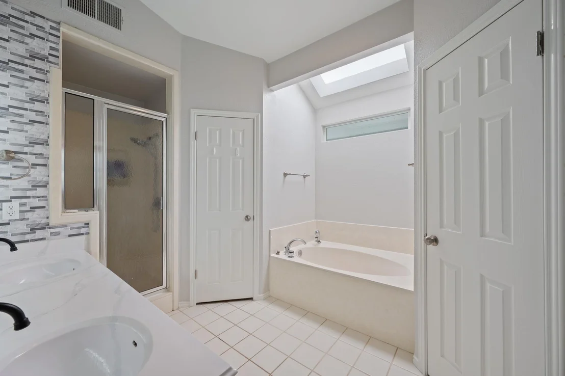 Photo of 12601 Oro Valley CV