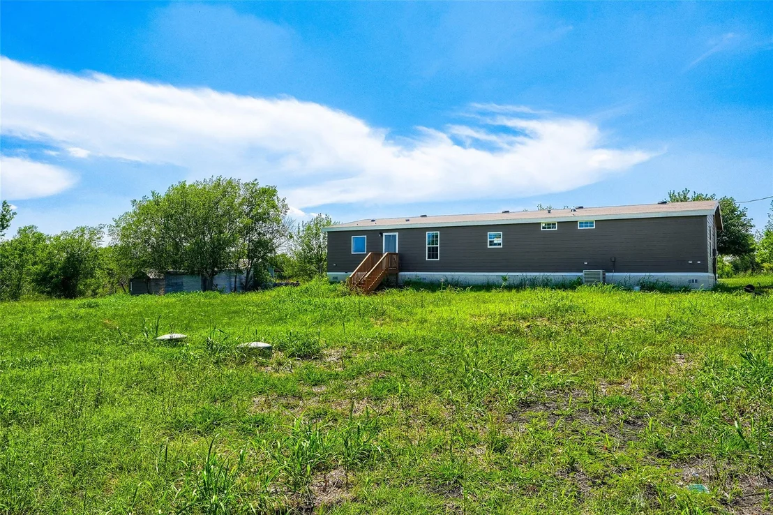 Photo of 401 Graef RD