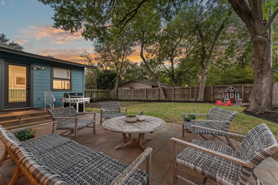 Photo of 2601 Park View DR