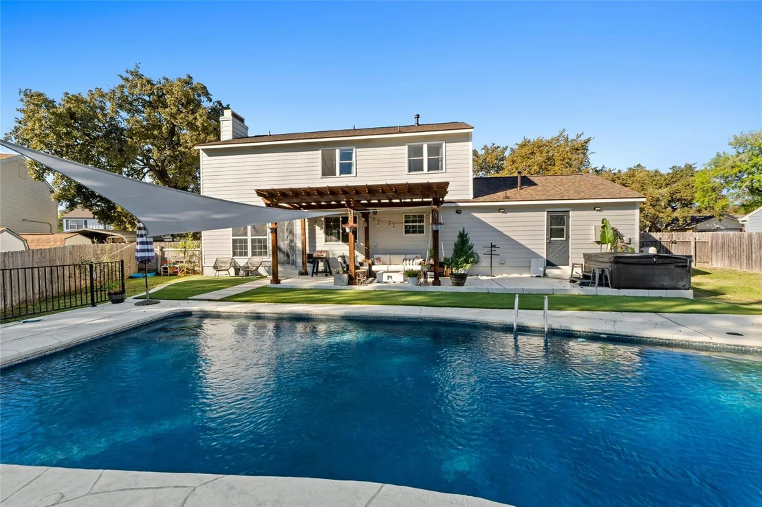 Photo of 1010 Huntridge DR