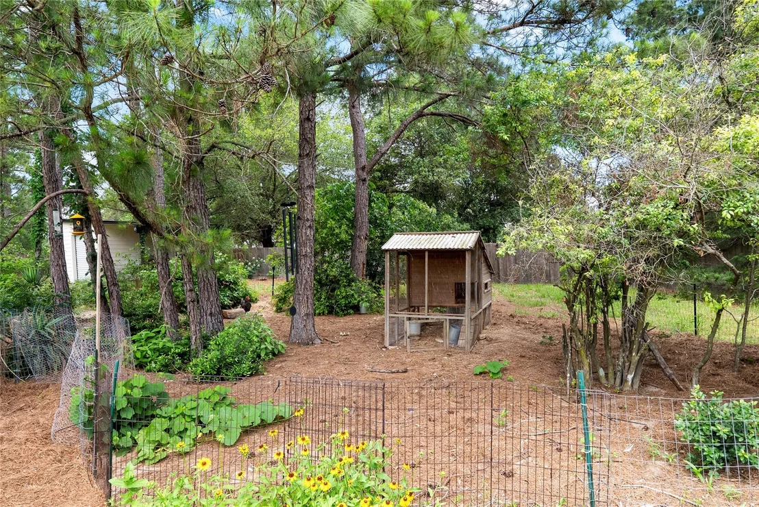 Photo of 111 Green Grass LN