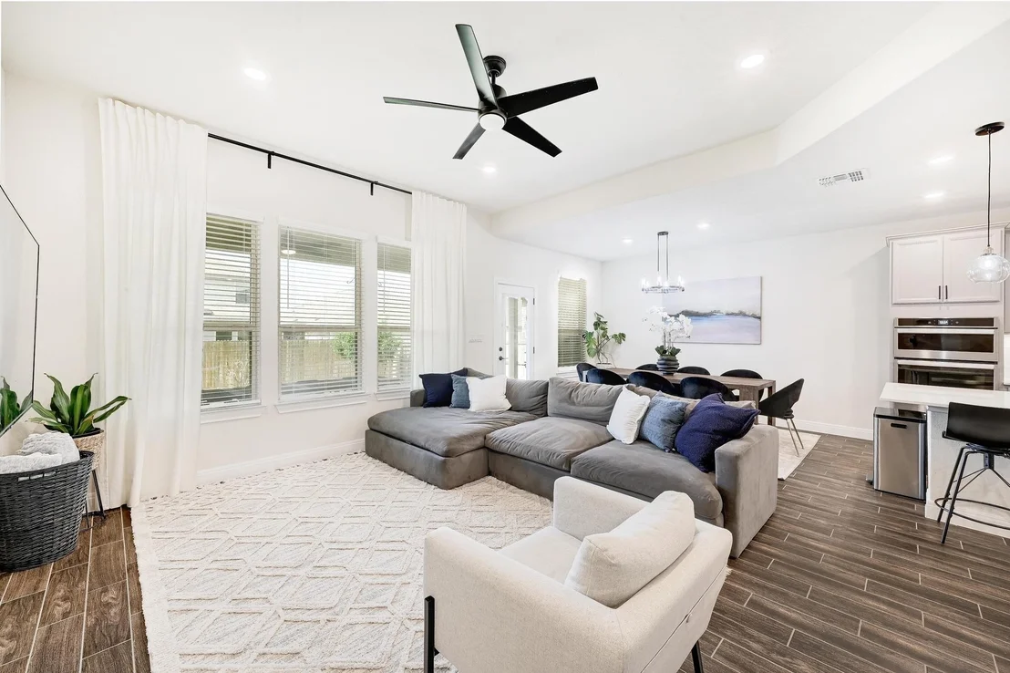 Photo of 6409 Folsom Ave