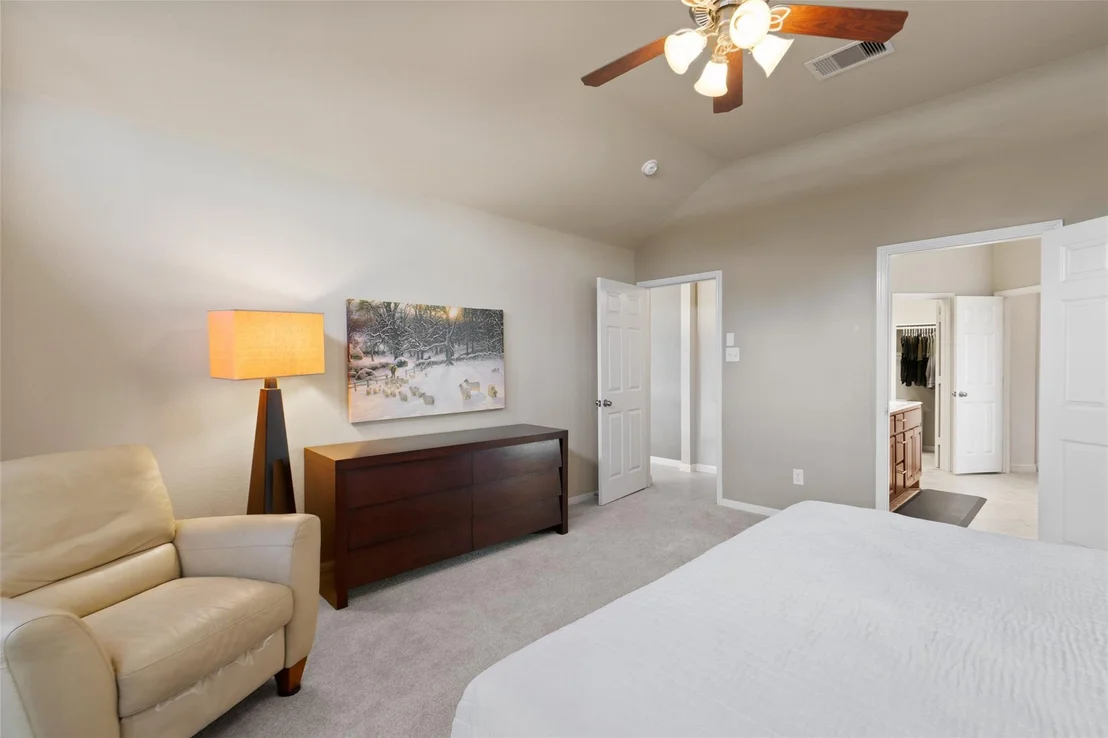 Photo of 2806 Prosperity