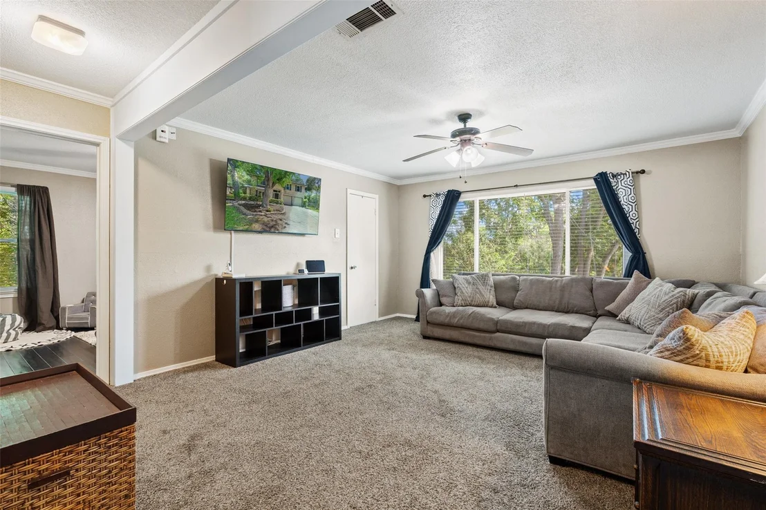Photo of 809 Setting Sun CT