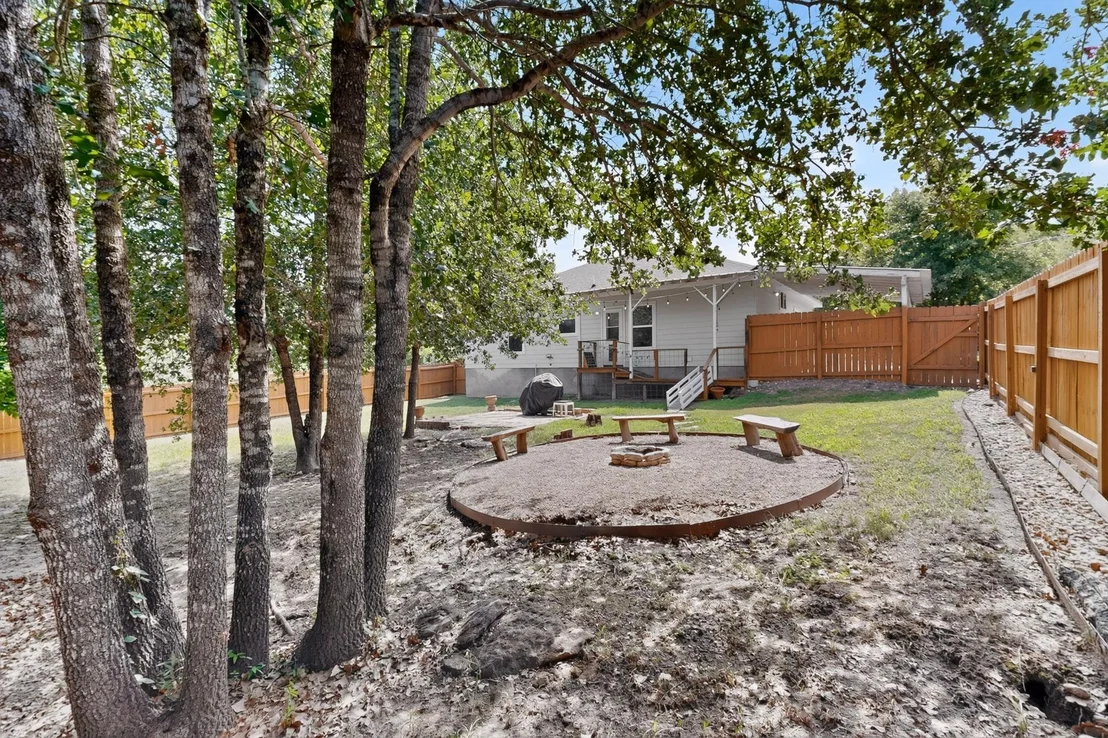 Photo of 212 Kipahulu DR