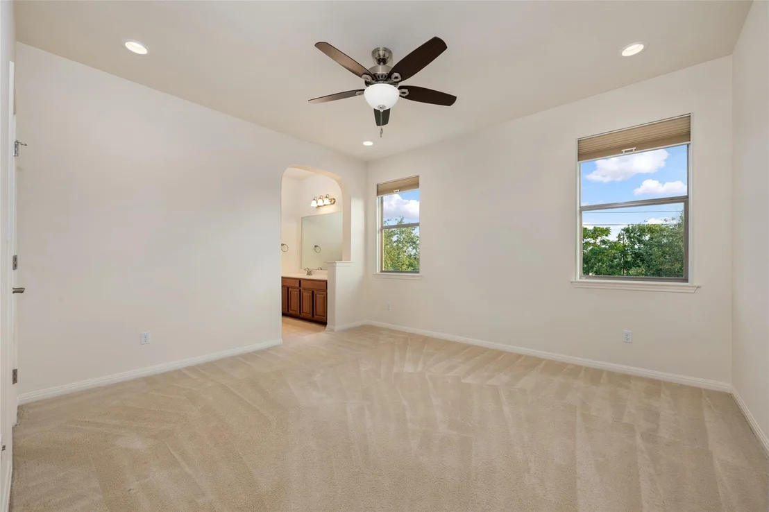 Photo of 15205 Spillman Ranch LOOP