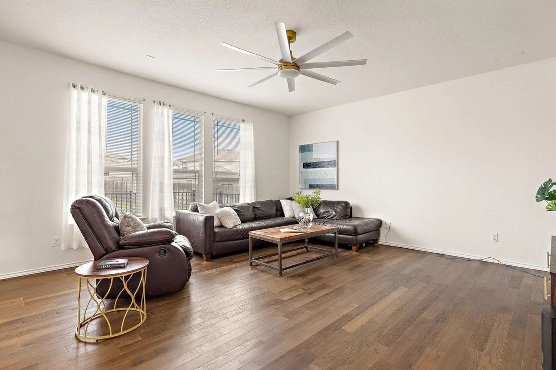 Photo of 237 Danablu DR