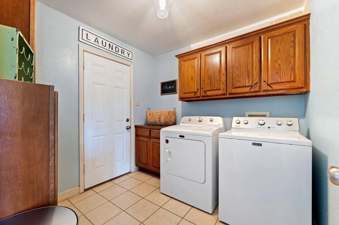 Photo of 4900 Gate Dancer LN