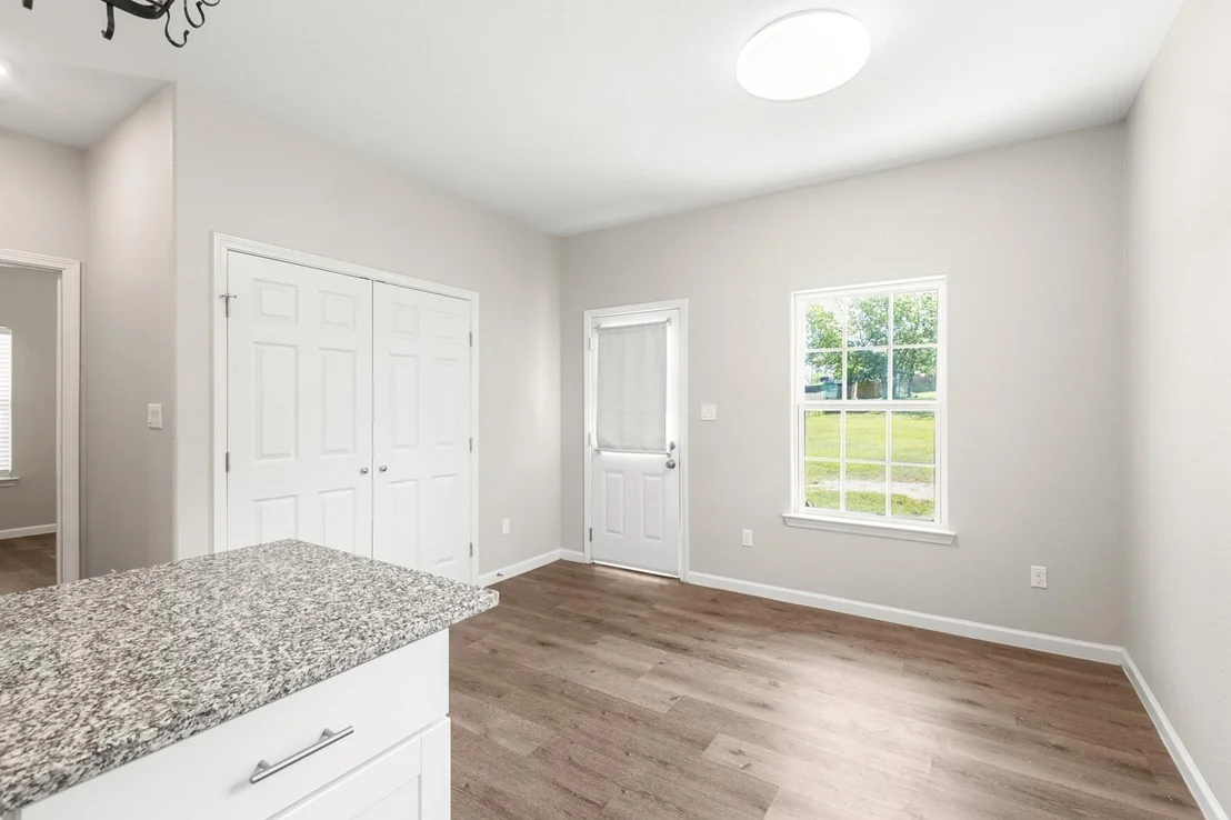 Photo of 220 Spruce Ave