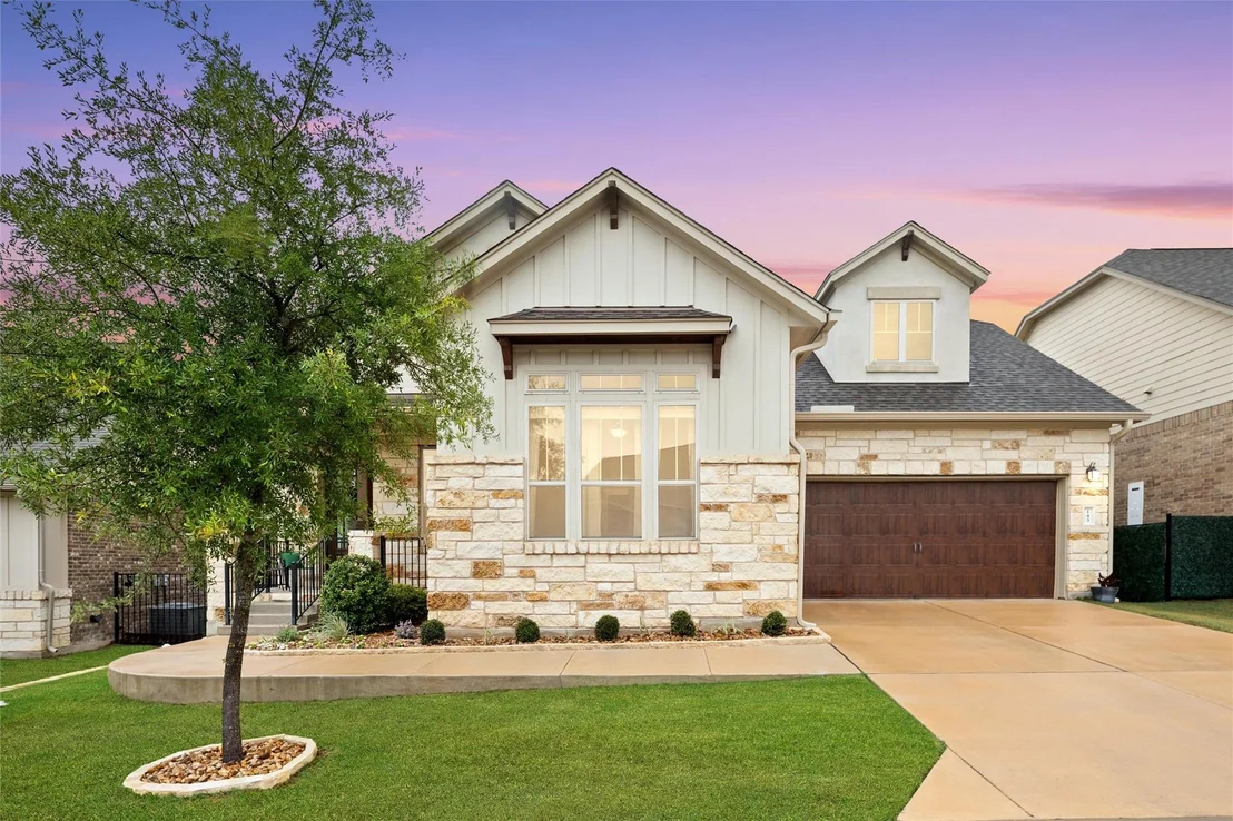Photo of 143 Bright Valley WAY