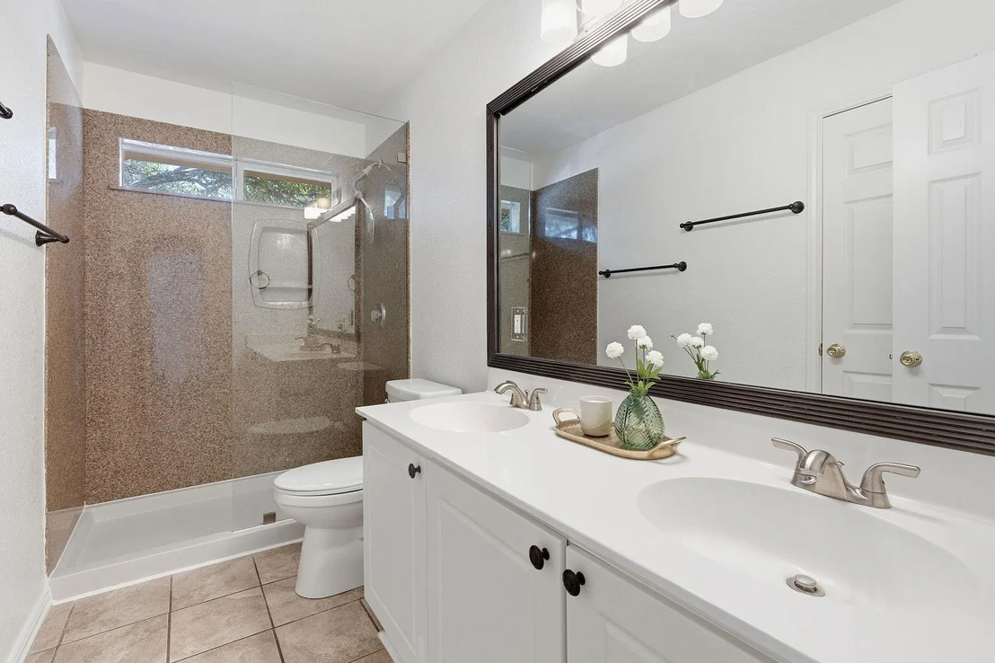 Photo of 2310 Eleanor WAY