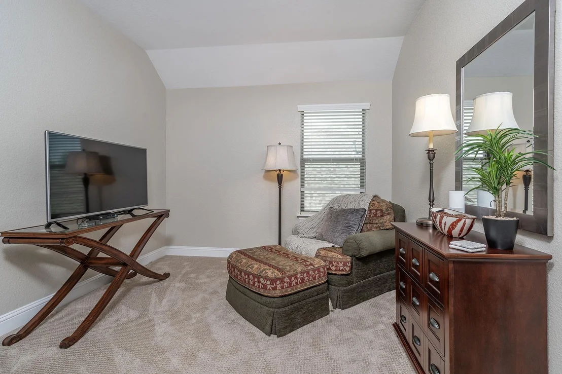 Photo of 1419 Rowan DR