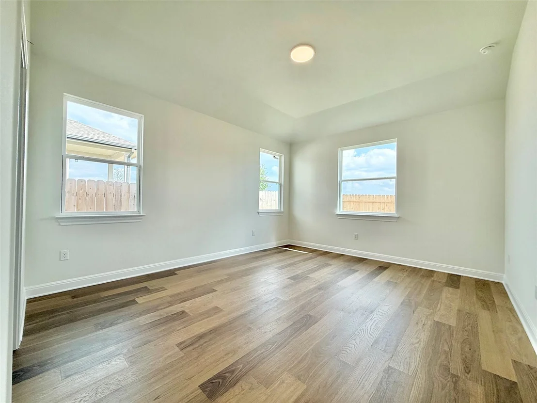 Photo of 461 Young ST