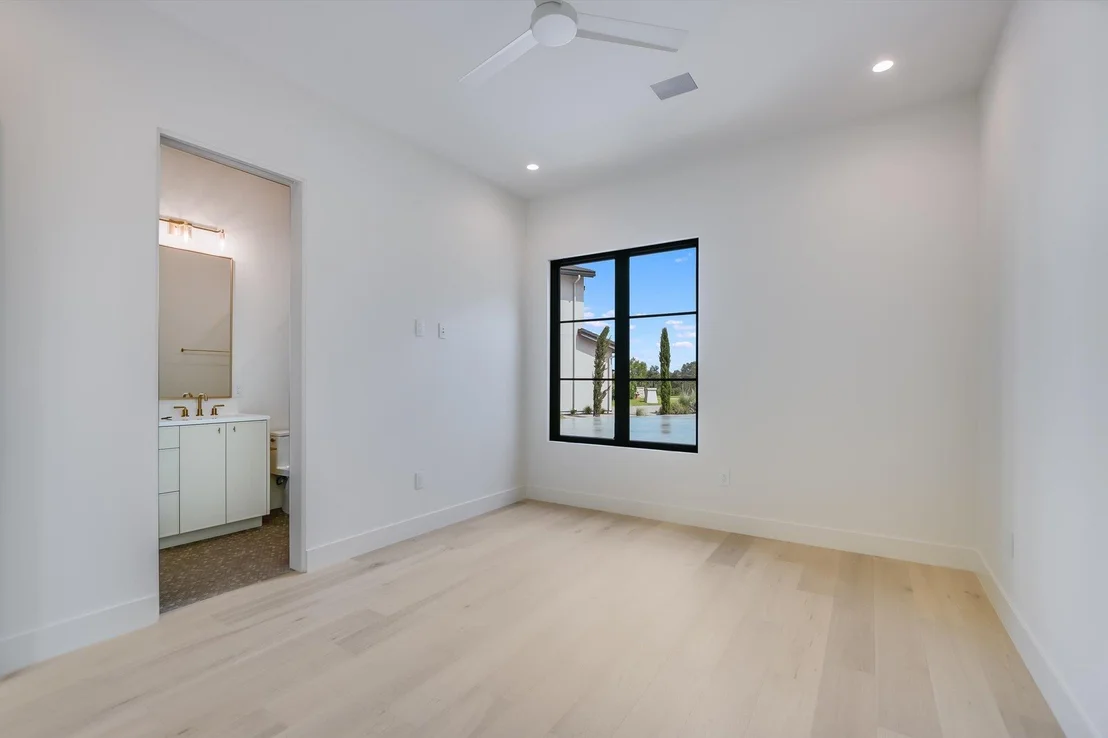 Photo of 138 Coralberry