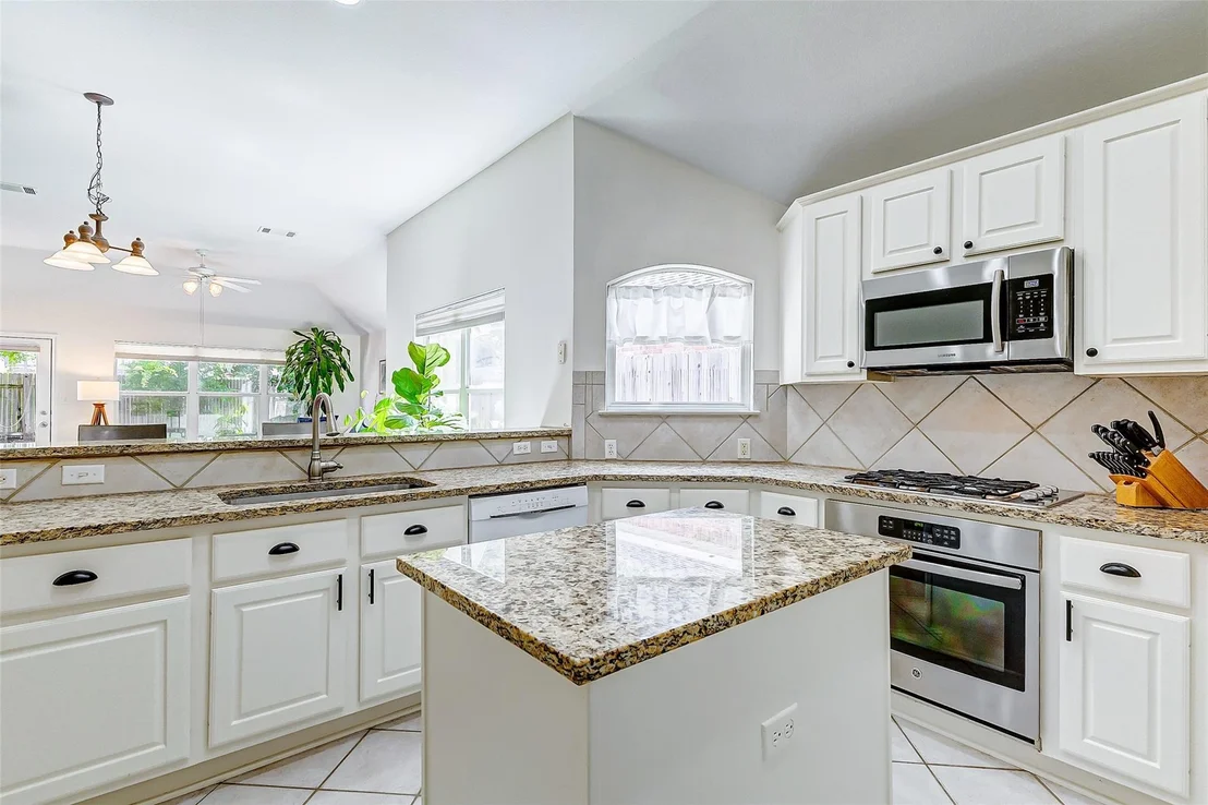 Photo of 2807 Lantana Ridge DR