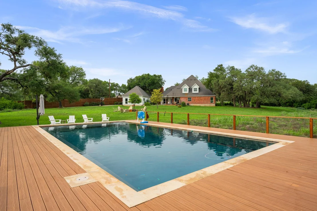 Photo of 622 Thousand Oaks LOOP