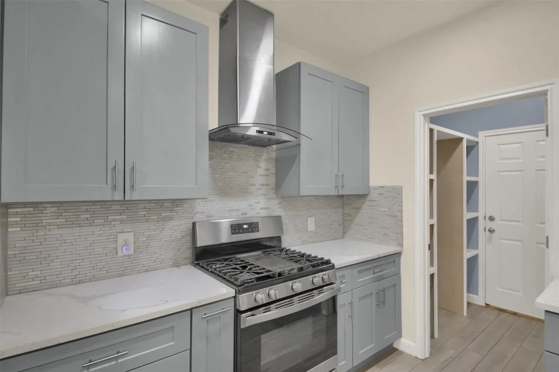 Photo of 222 Paddington DR