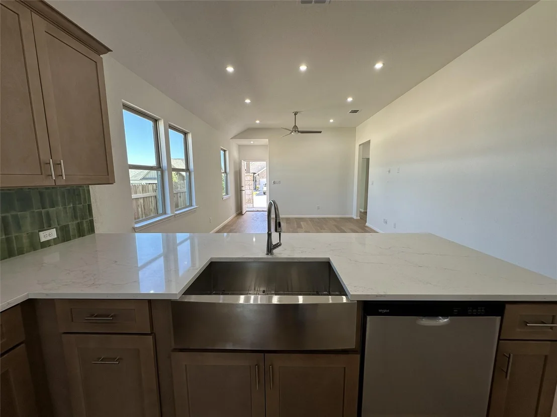 Photo of 717 Treadwell LN