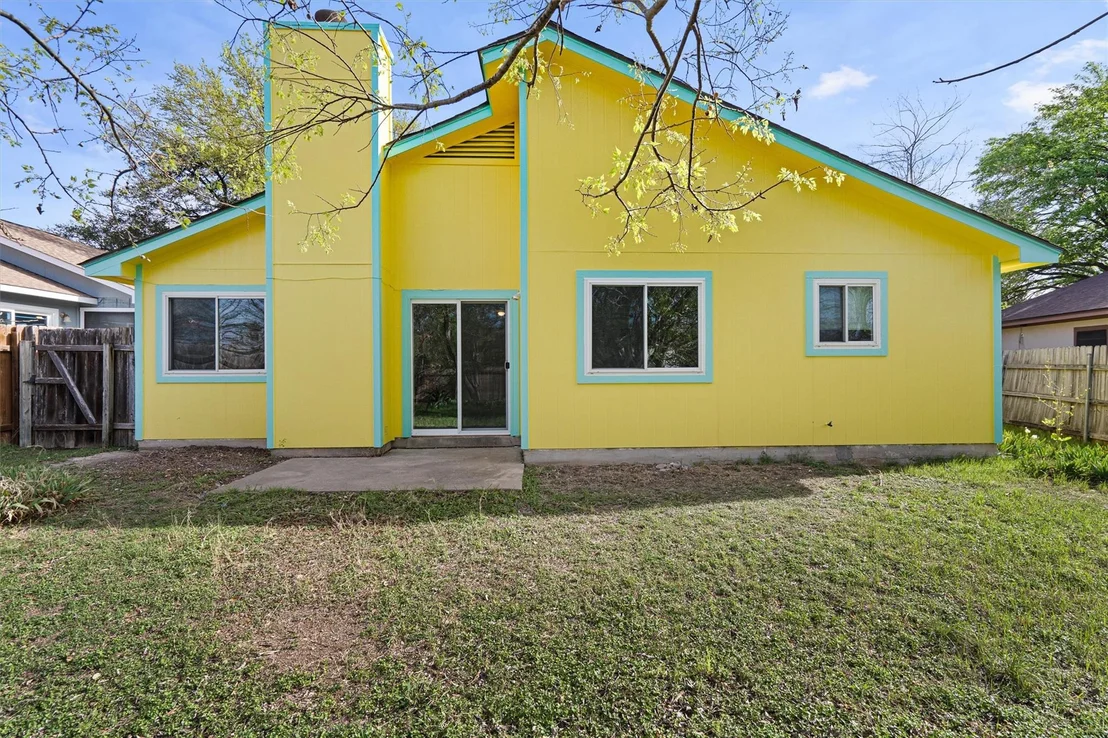 Photo of 1403 Alma DR