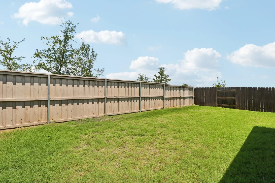 Photo of 112 Chinaberry BND