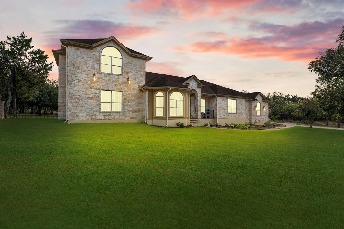 Photo of 1798 Elliott Ranch RD