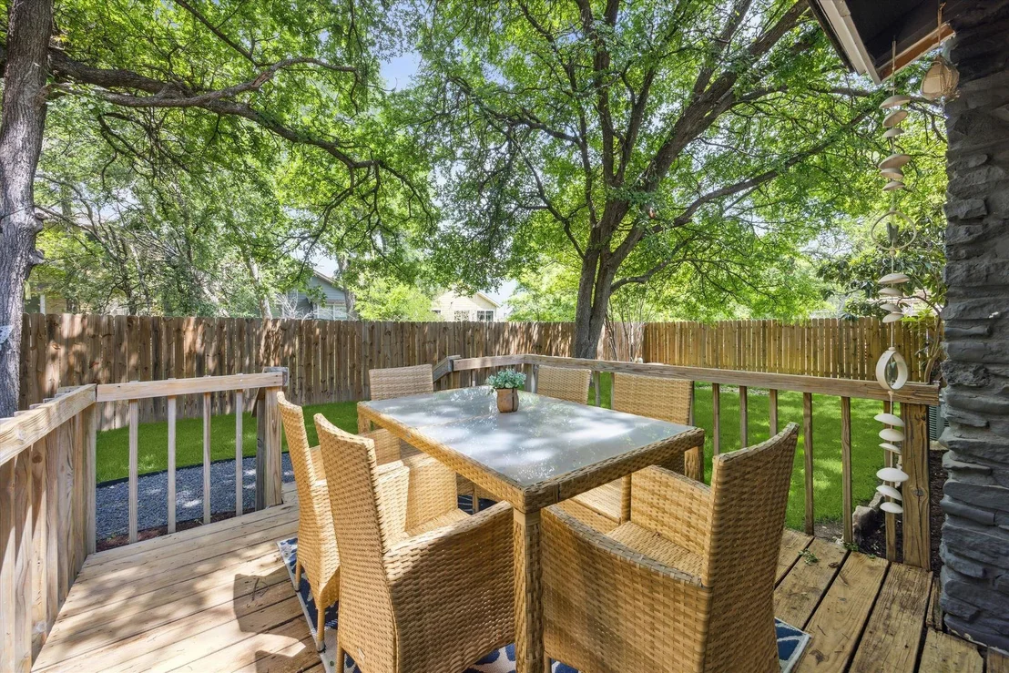 Photo of 2602 Baxter DR