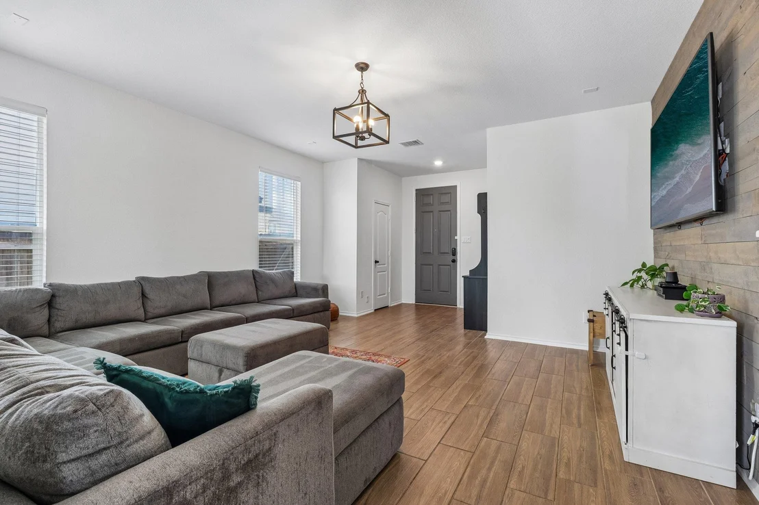 Photo of 13417 Virtue ST