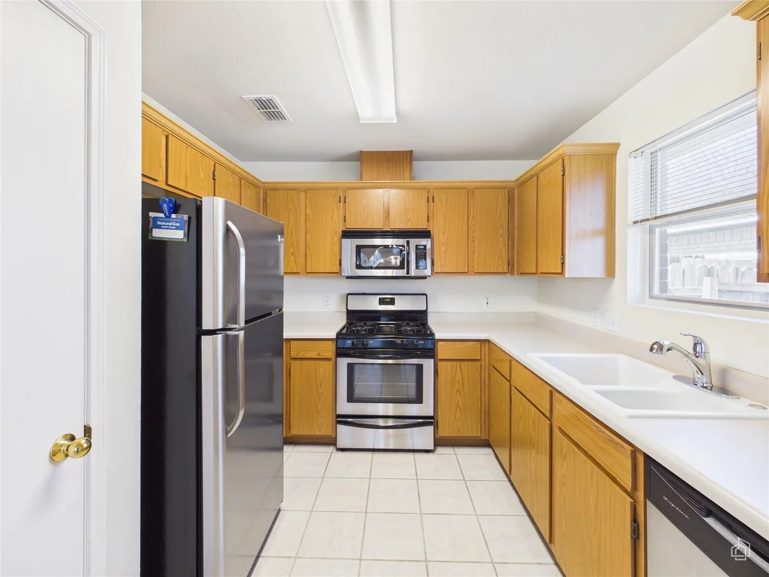 Photo of 600 Clearcreek DR