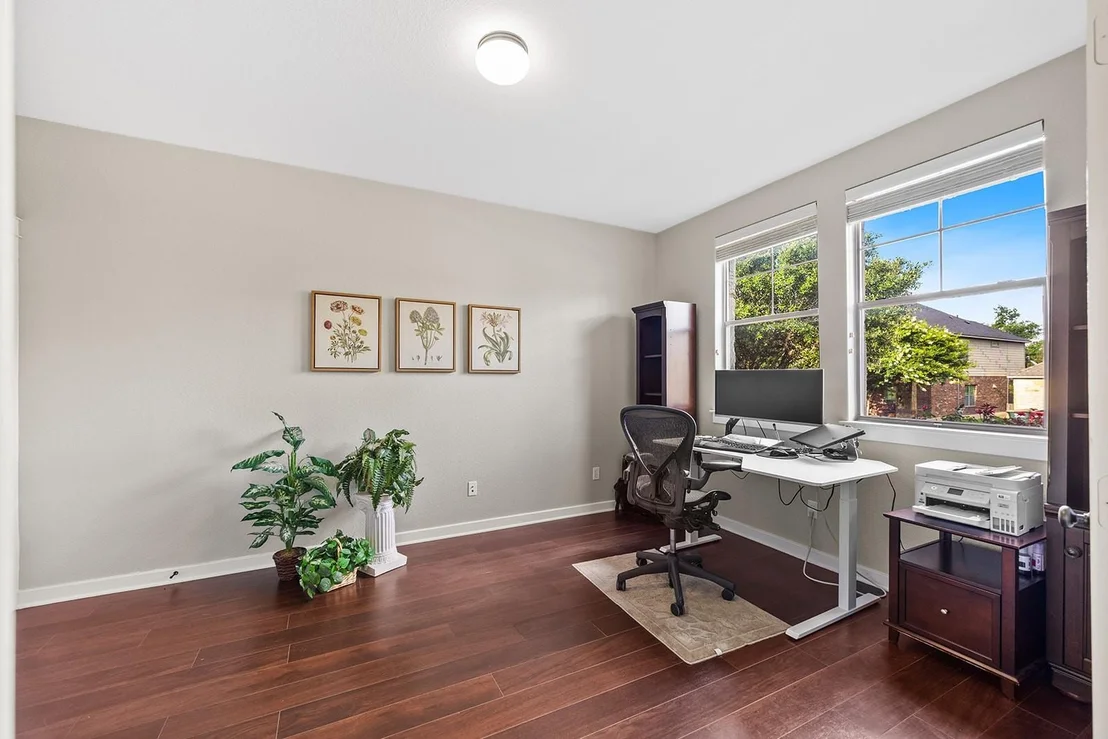 Photo of 1407 Rowan DR