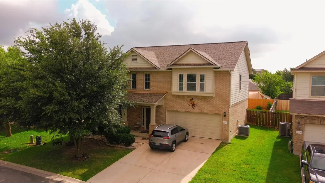 Photo of 17525 Bridgefarmer BLVD