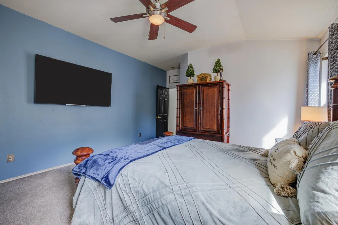 Photo of 1201 N Darjeeling DR