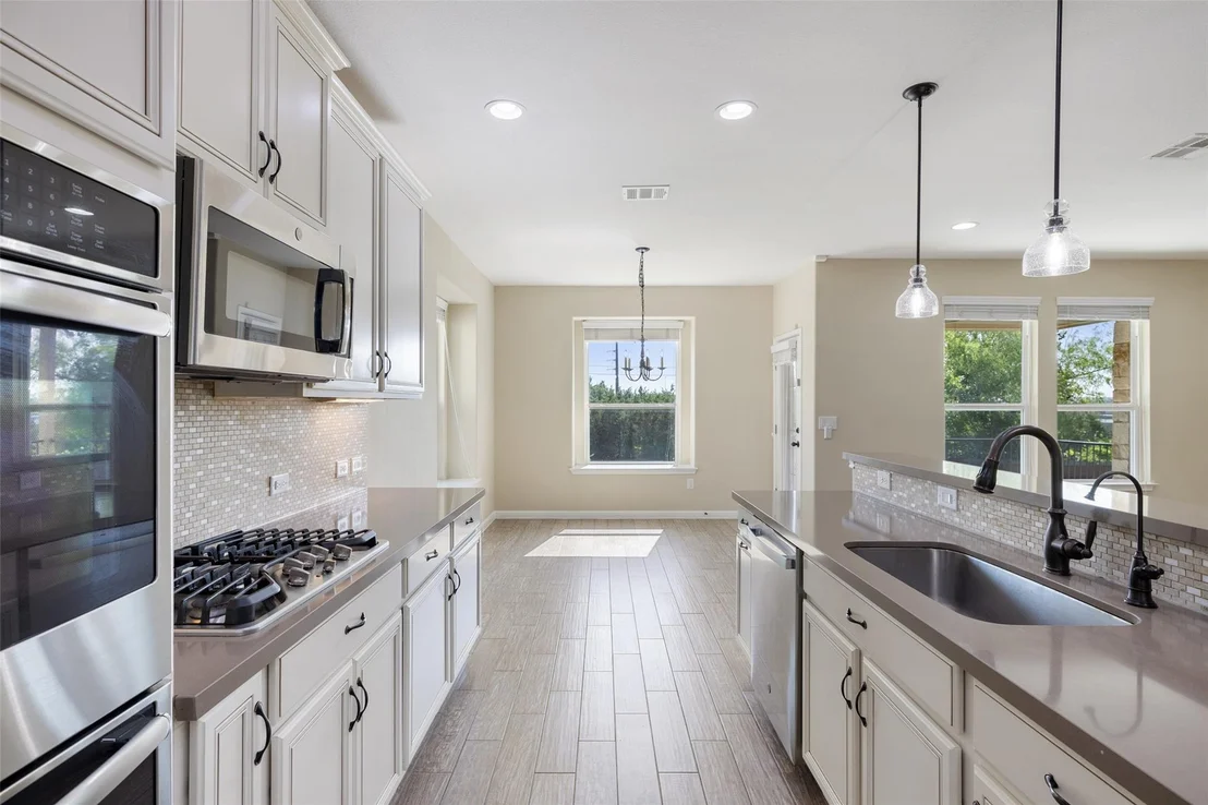Photo of 11512 Reading WAY