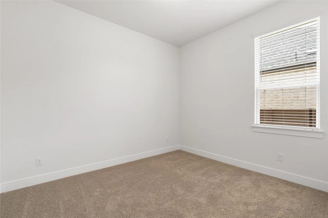 Photo of 2105 Tobiano TRCE