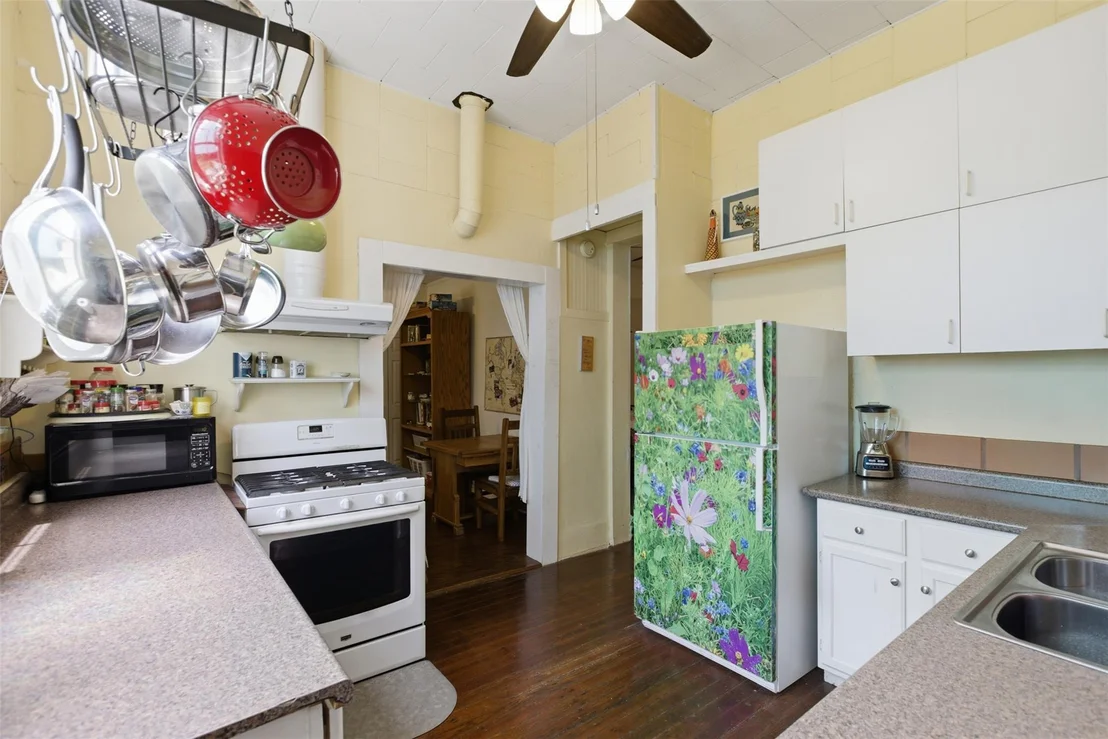Photo of 400 S Willis ST