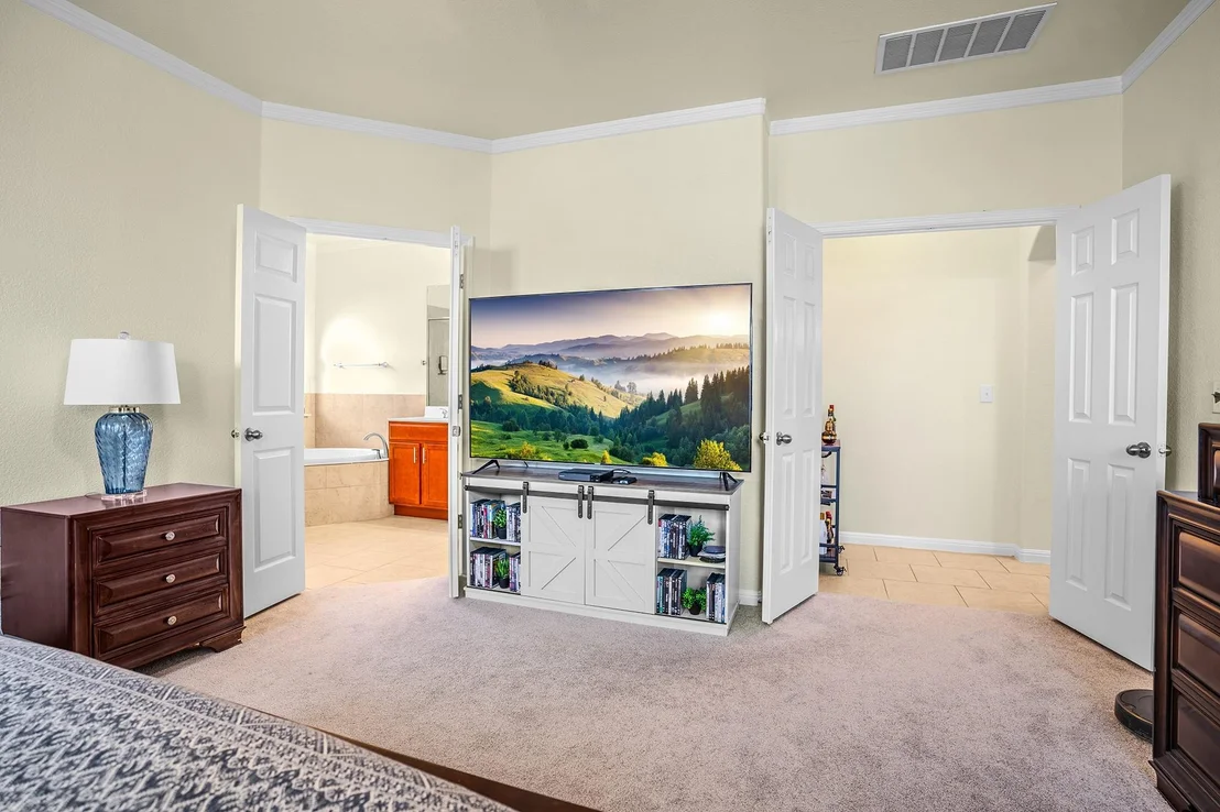 Photo of 413 Longhorn Cavern RD