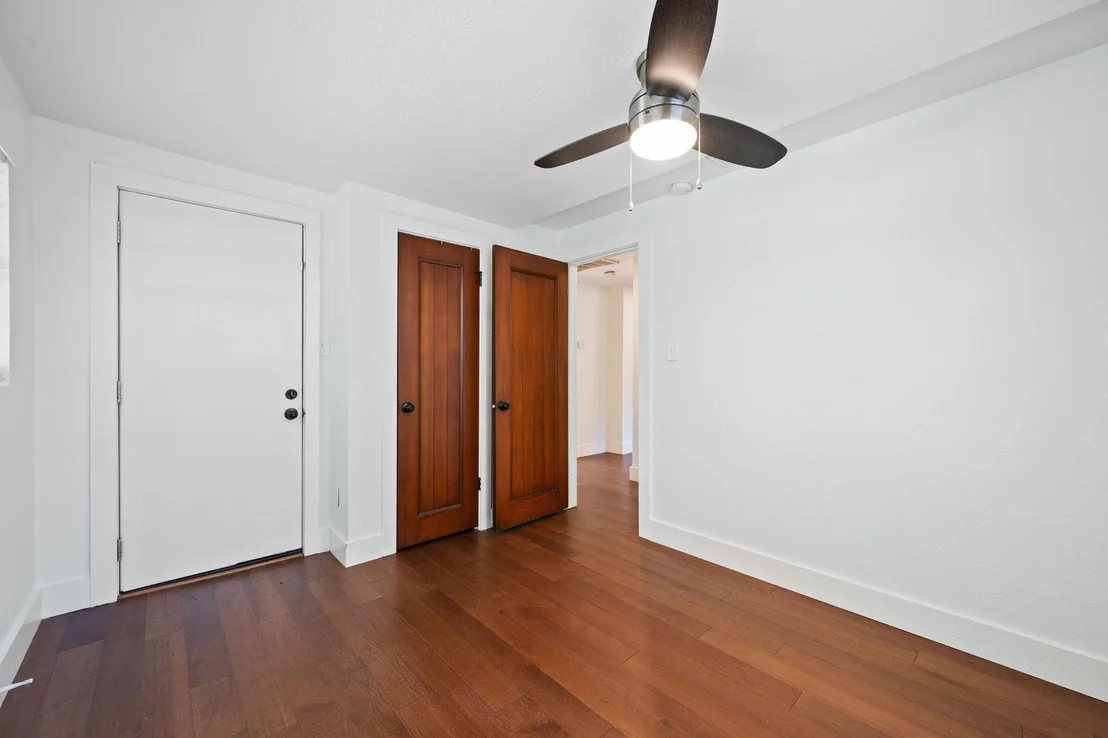 Photo of 1137 Nickols Ave