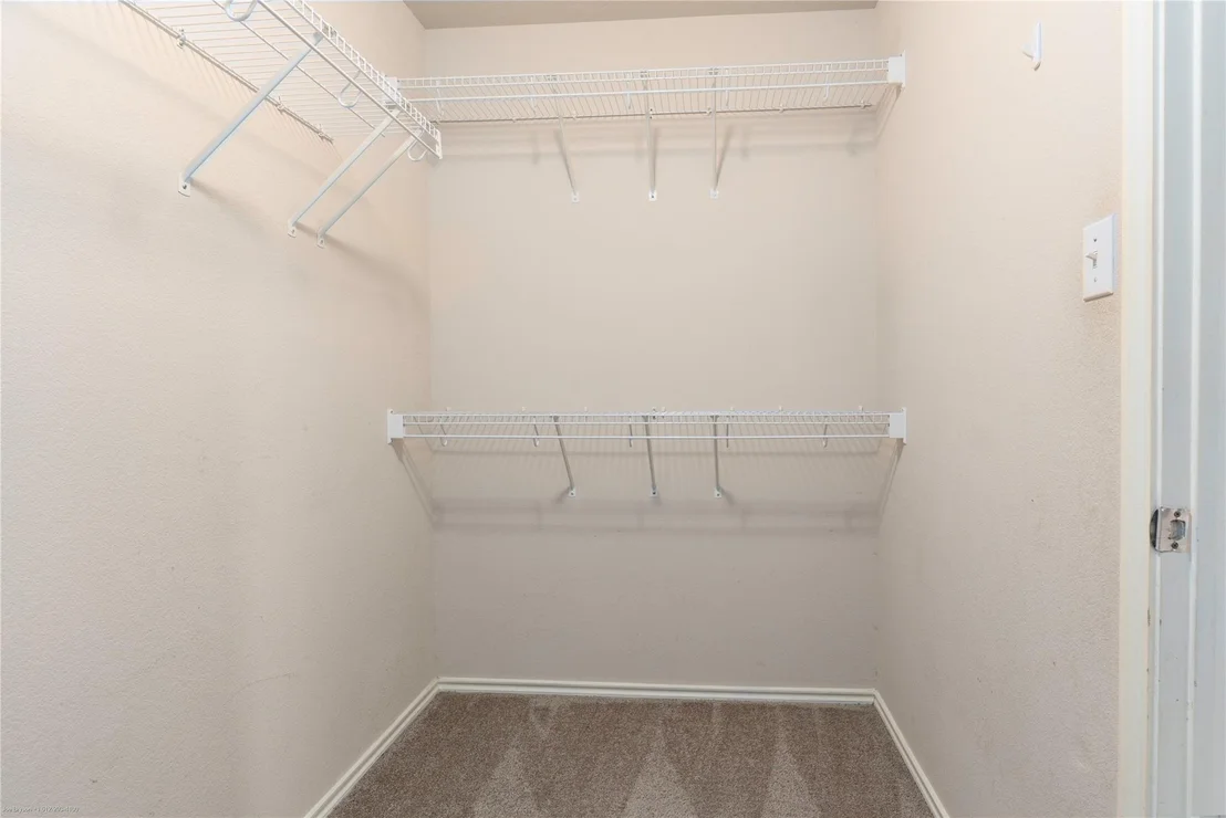 Photo of 103 Ashwood N