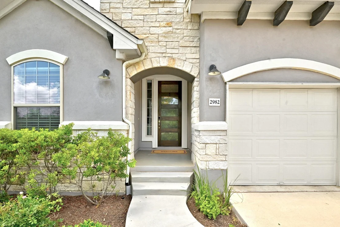 Photo of 2982 Reunion BLVD