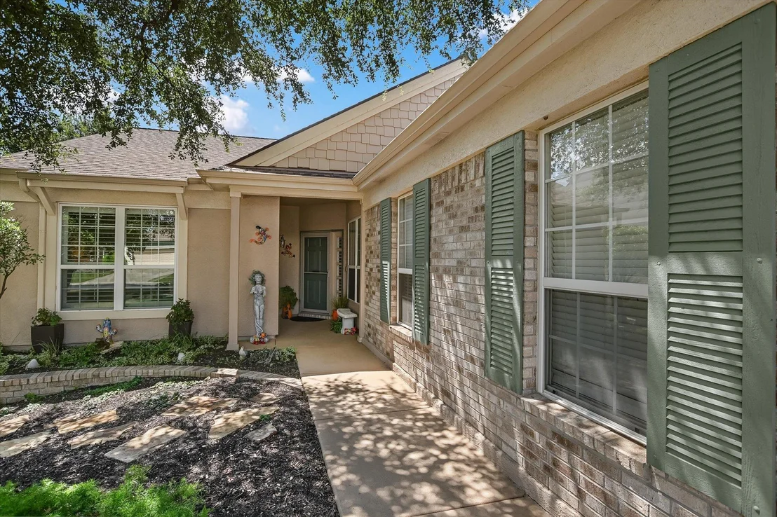 Photo of 304 Deer Meadow CIR