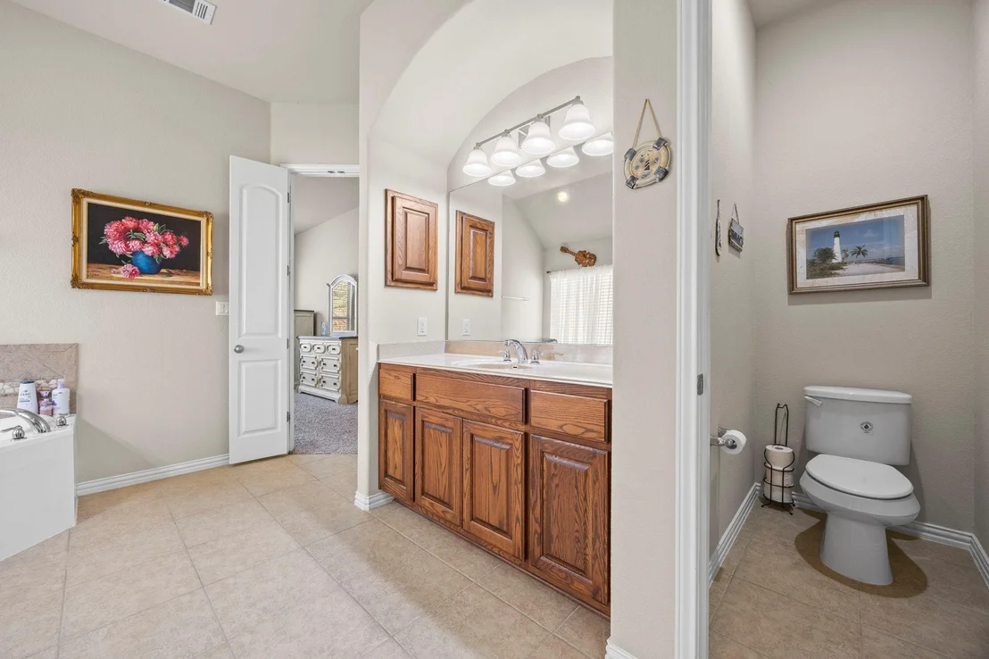 Photo of 1205 Winding Way DR