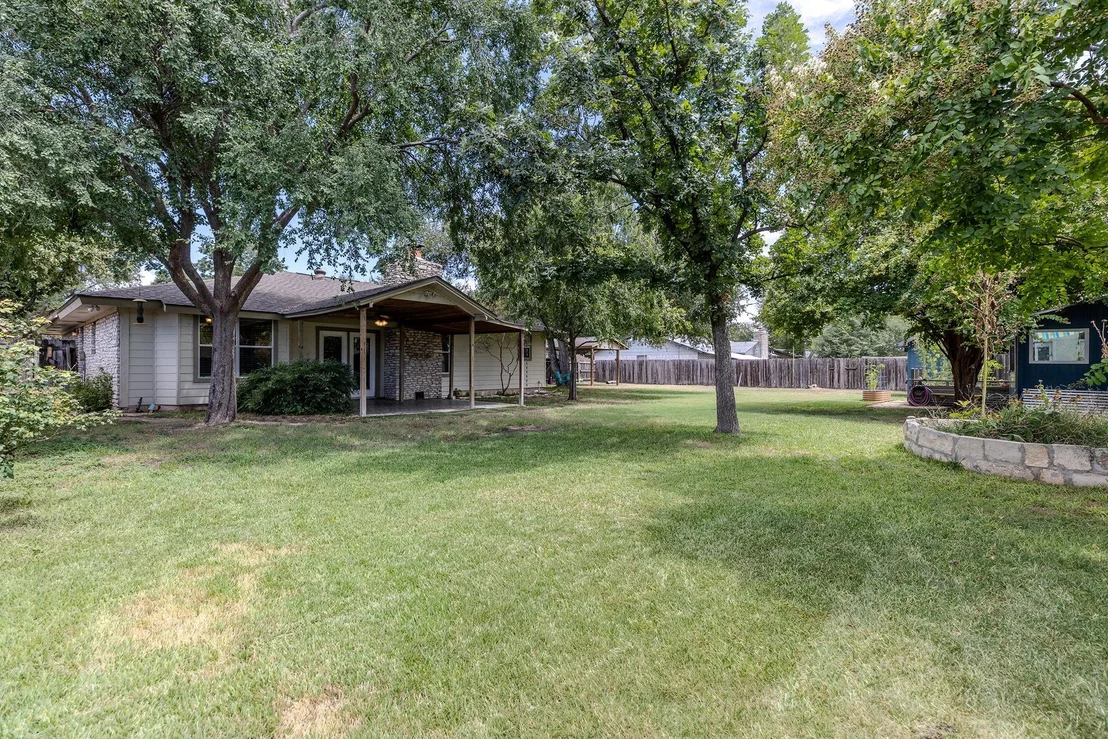 Photo of 8509 Slant Oak DR