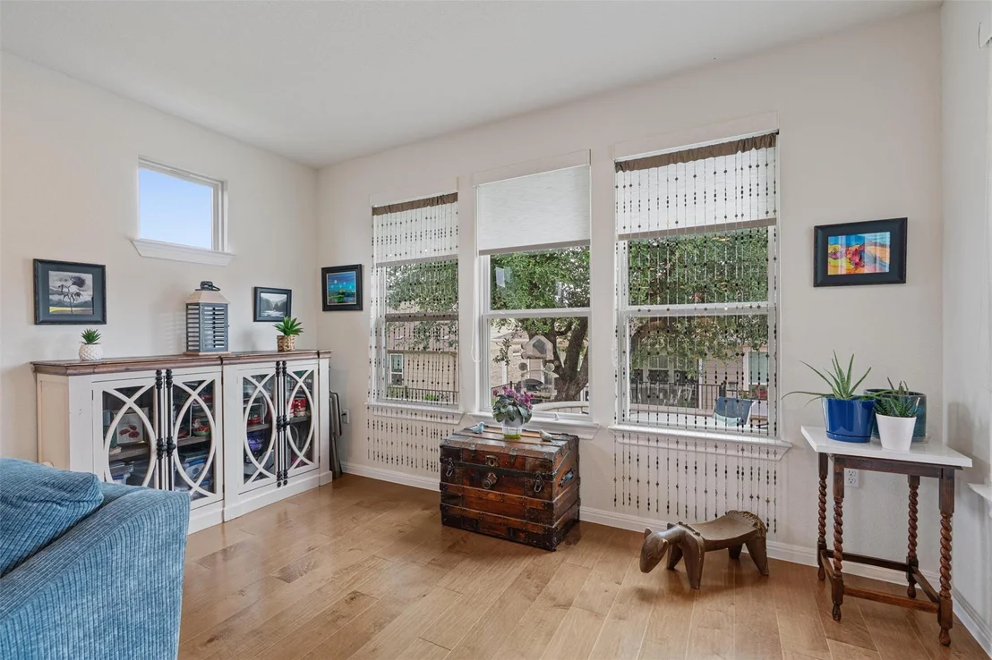 Photo of 706 Kitty Hawk RD