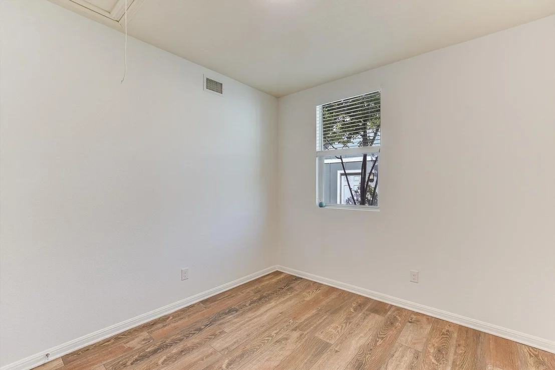 Photo of 175 Grace ST