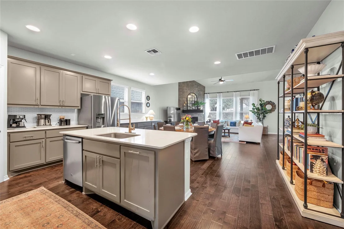 Photo of 207 Patriot DR
