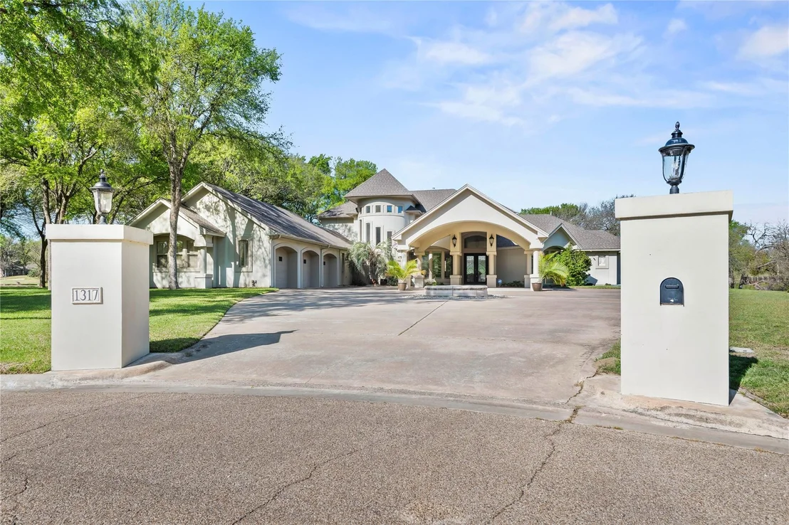 Photo of 1317 Jack Nicklaus CIR