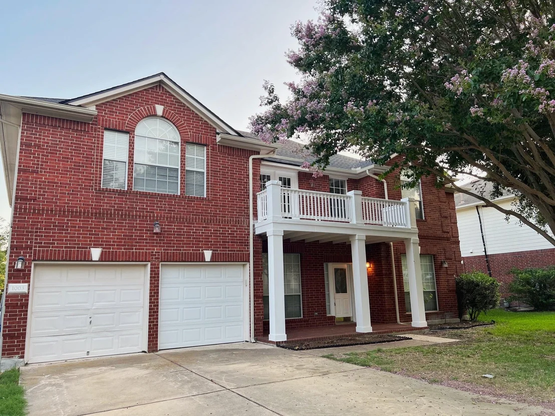 Photo of 1003 Ambrose DR